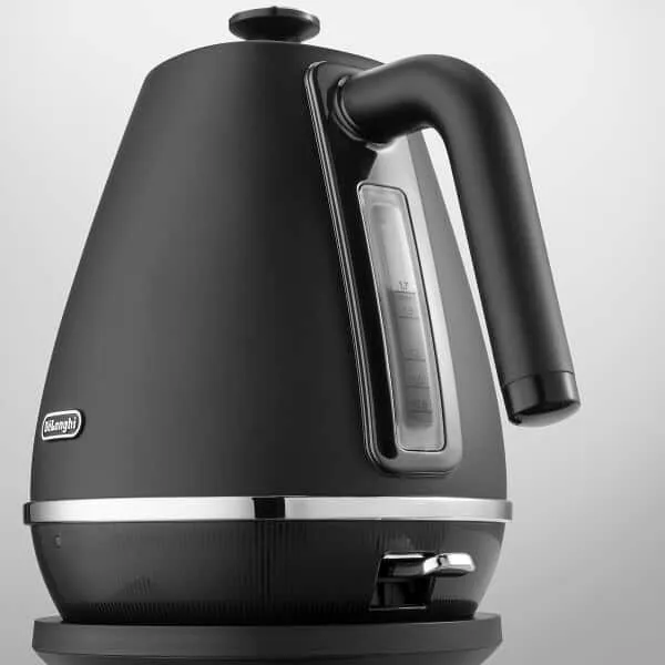 DeLonghi Distinta X Electric Kettle - Black | KBIN3001.BK