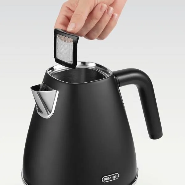 DeLonghi Distinta X Electric Kettle - Black | KBIN3001.BK