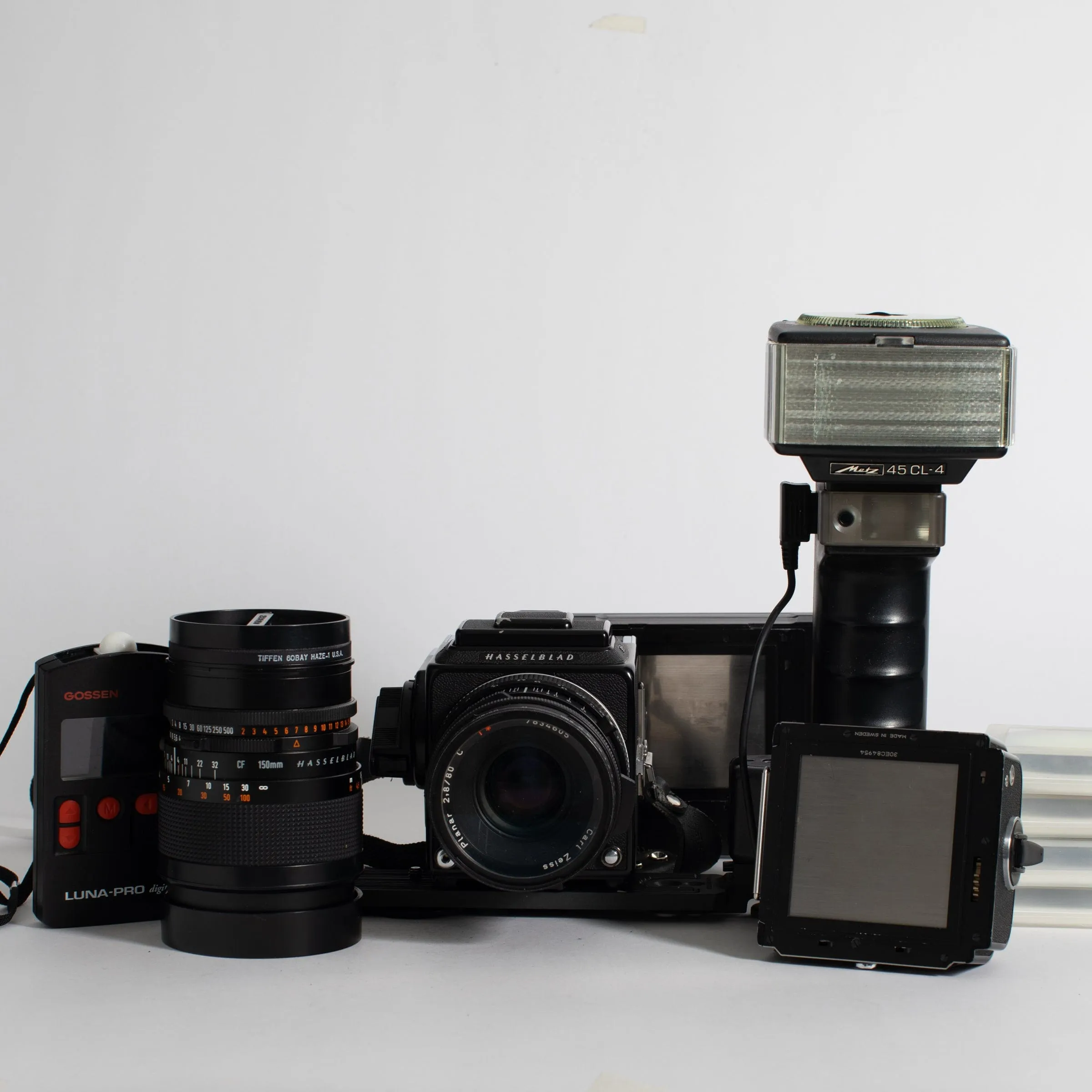 Hasselblad 501C with multiple lenses, accessory set (see listing)