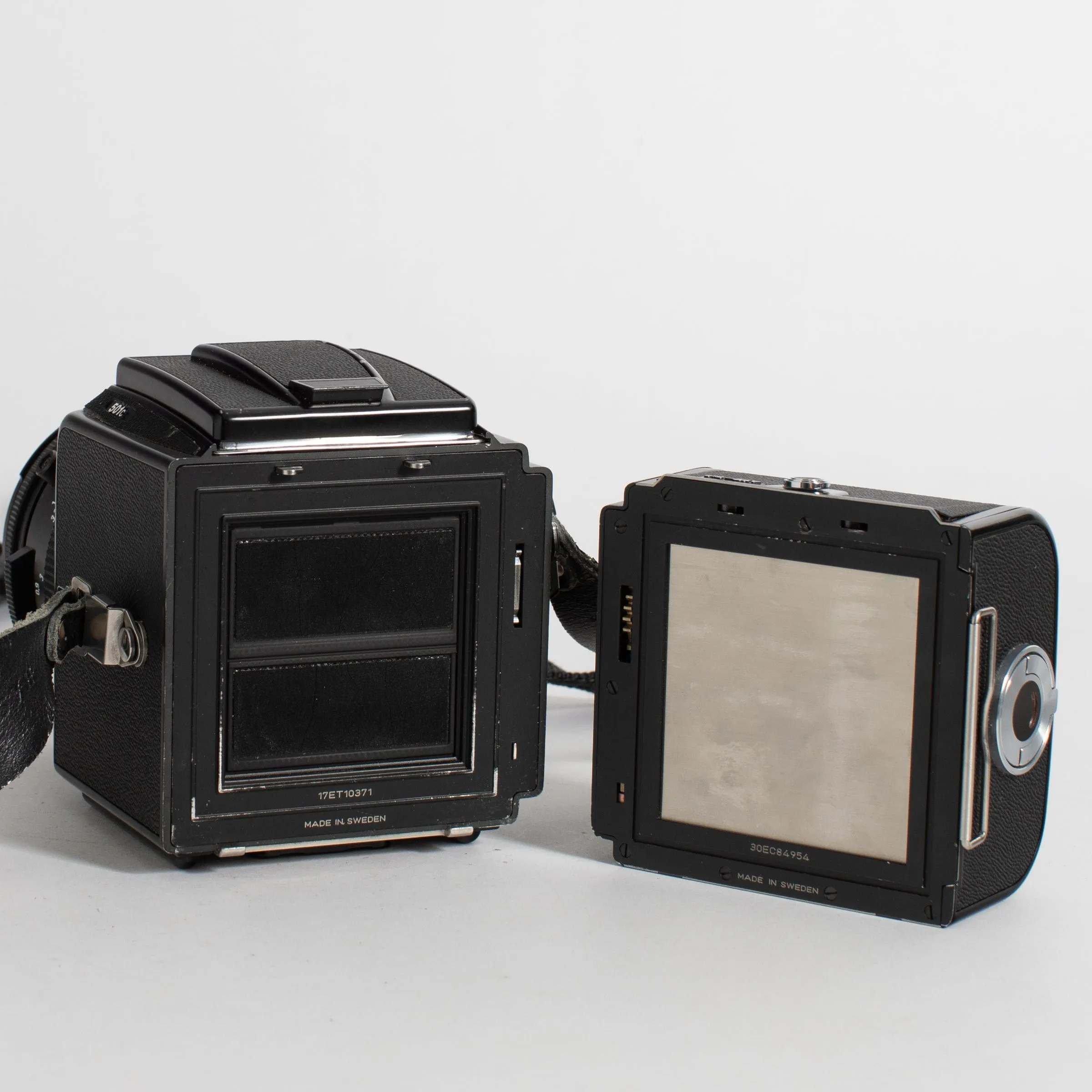 Hasselblad 501C with multiple lenses, accessory set (see listing)