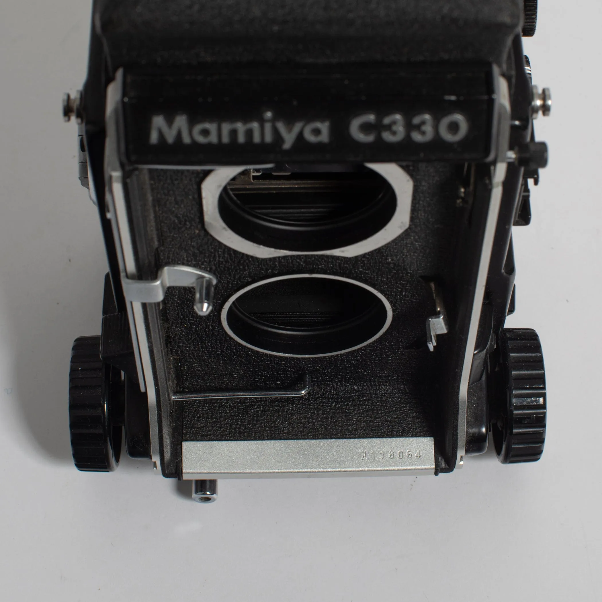 Mamiya C330 Professional S with 80mm f2.8 Lens and Eye Level Prism