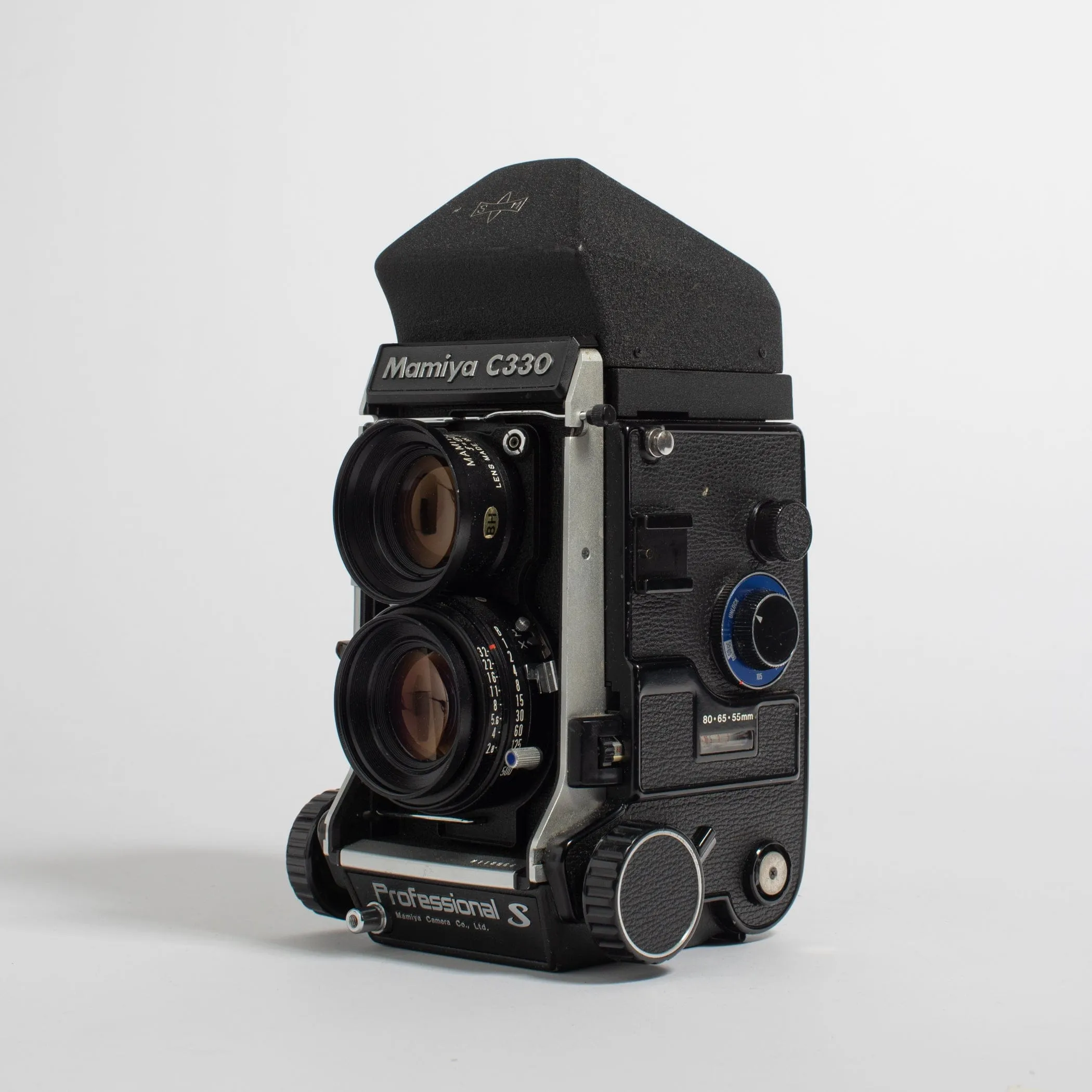 Mamiya C330 Professional S with 80mm f2.8 Lens and Eye Level Prism