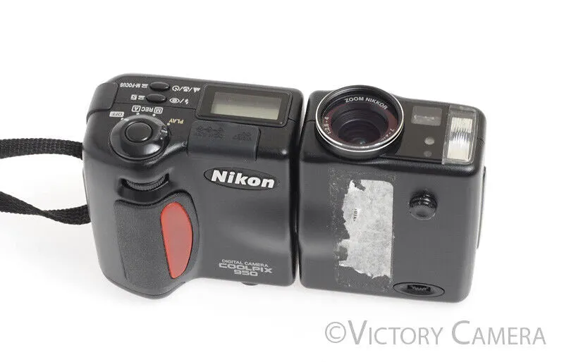 Nikon CoolPix 950 2.1MP Rotating Digital Camera -System Error, As-Is-