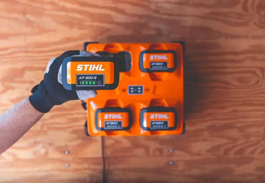 STIHL AL 301-4 Multi Battery Charger